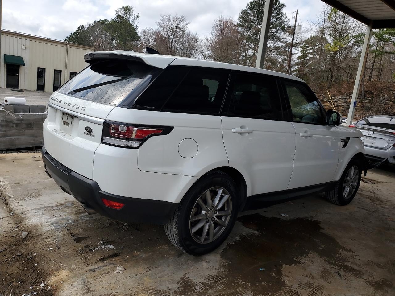 2017 Land Rover Range Rover - Image 3