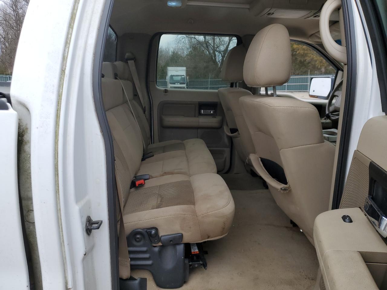 2005 Ford F-150 - Image 10