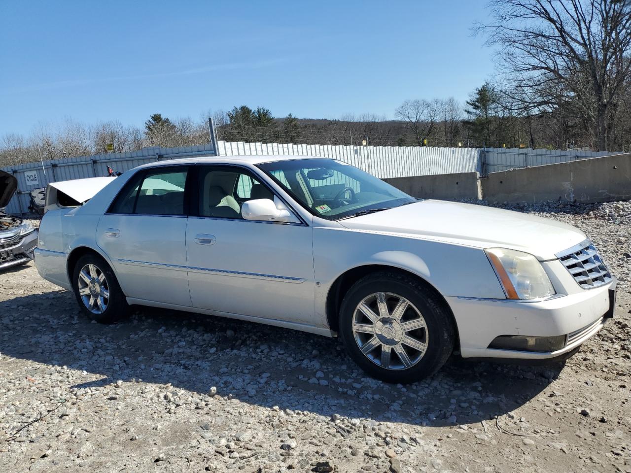 2006 Cadillac DTS - Image 4