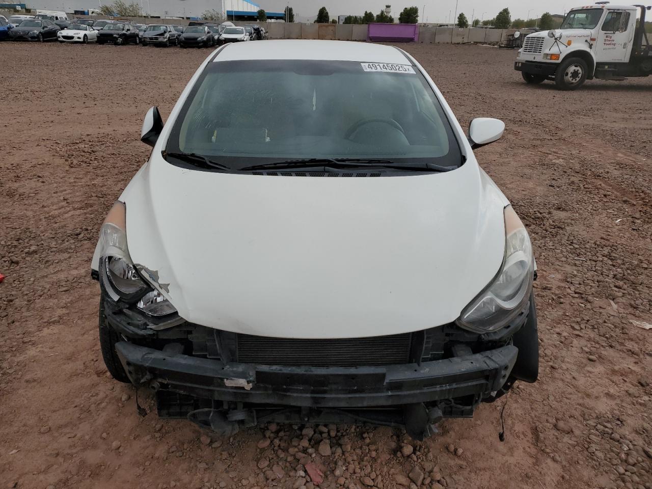 2013 Hyundai Elantra - Image 5