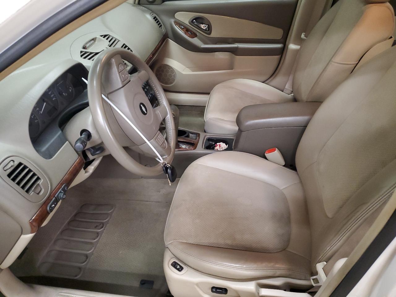 2005 Chevrolet Malibu - Image 7