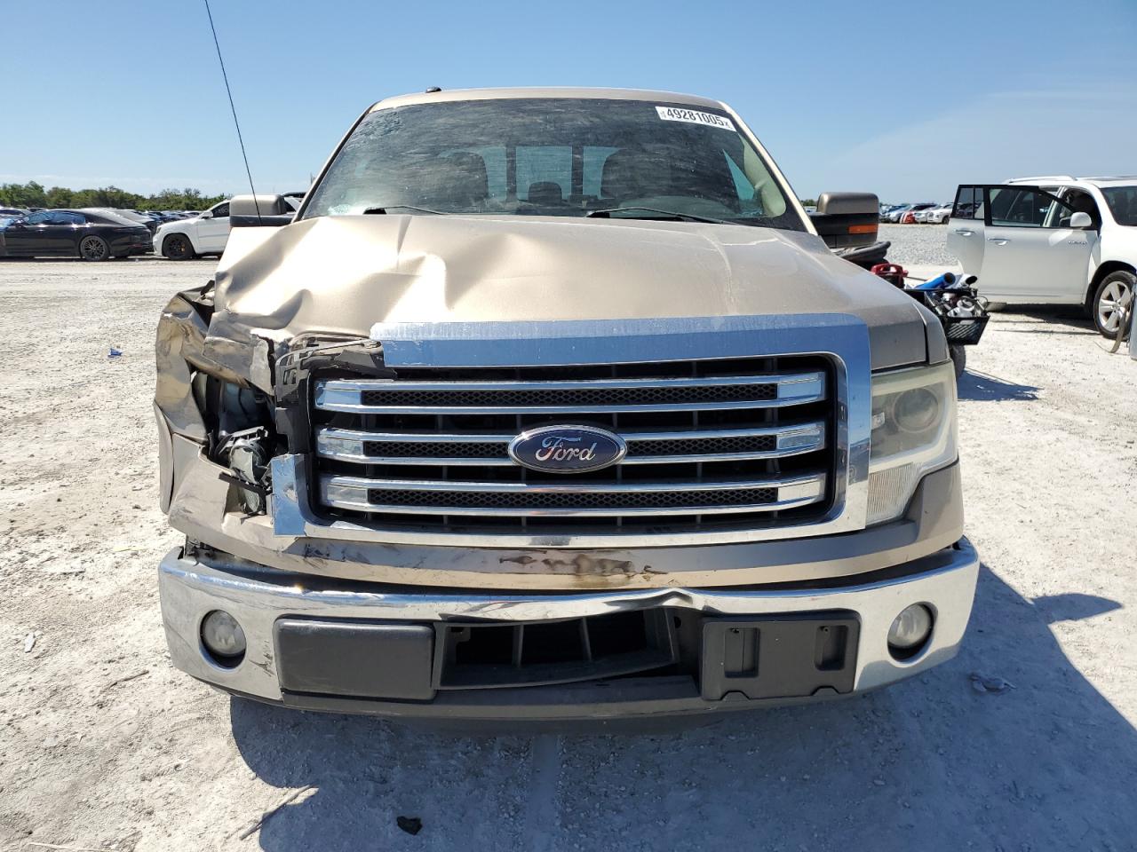 2014 Ford F-150 - Image 5
