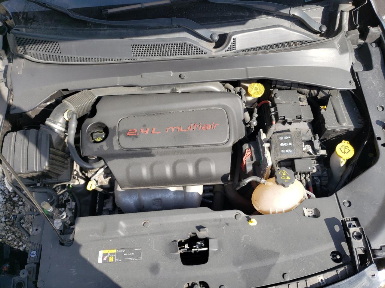 2018 Jeep Compass - Image 12