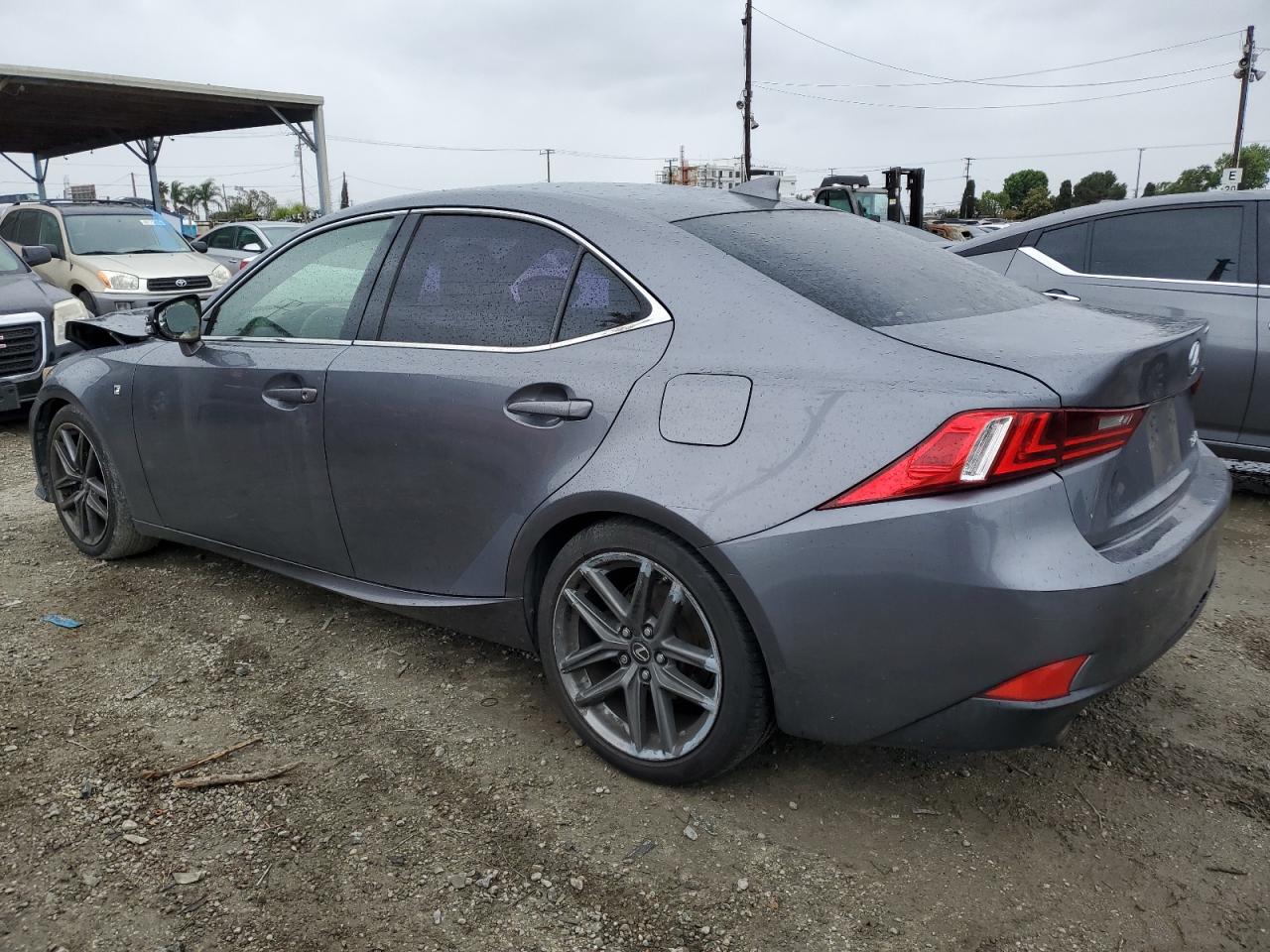 2014 Lexus IS - Image 2