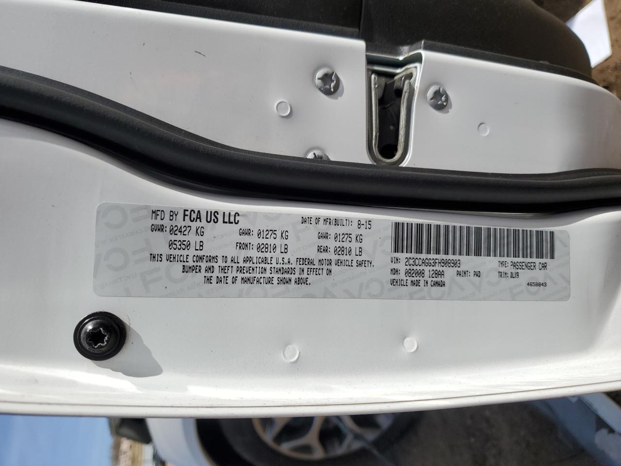 2015 Chrysler 300 - Image 12