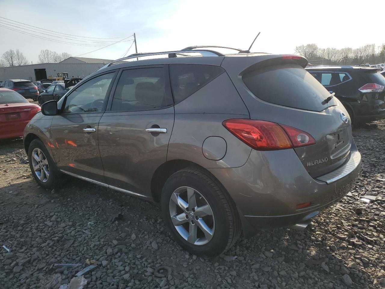 2010 Nissan Murano - Image 2