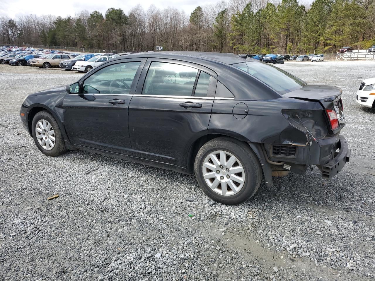 2010 Chrysler Sebring - Image 2