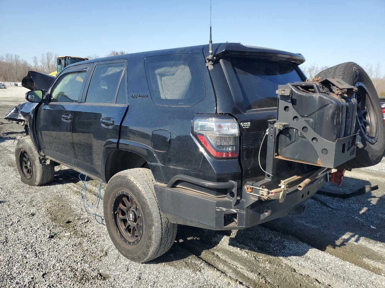 2015 Toyota 4Runner - Image 2