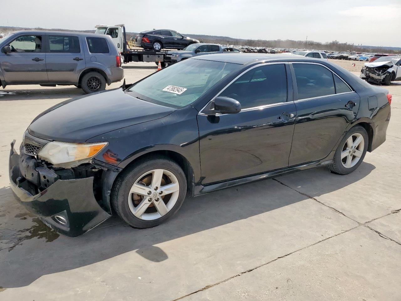 2014 Toyota Camry - Image 1