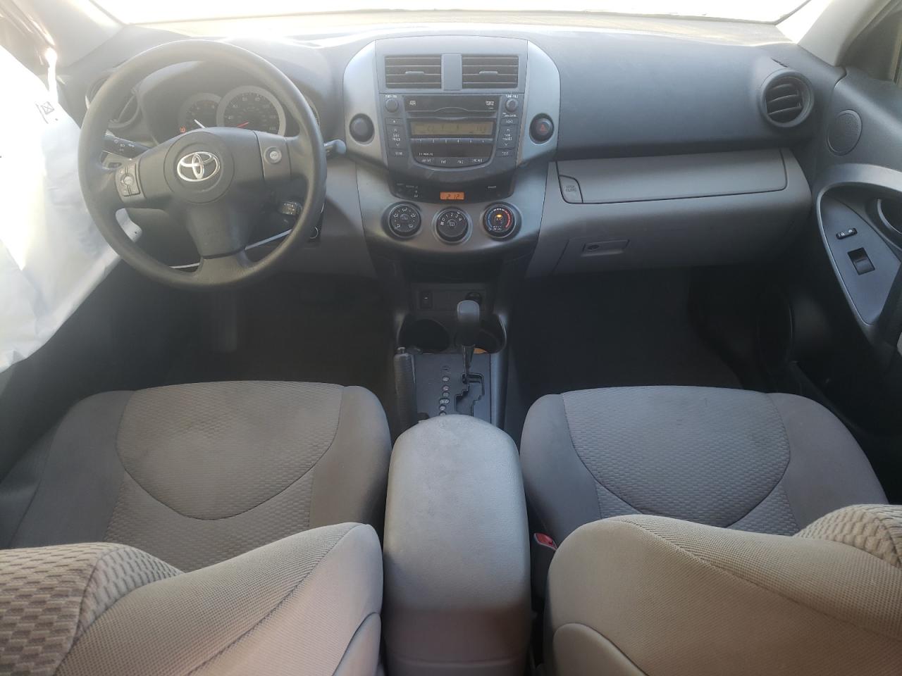 2011 Toyota RAV 4 - Image 8
