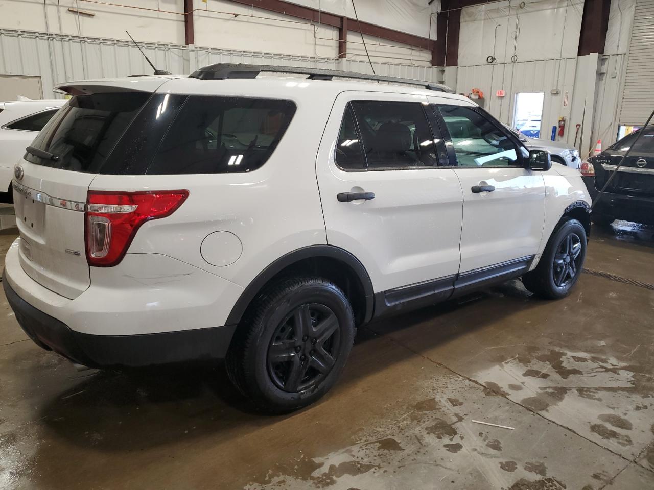 2014 Ford Explorer - Image 3