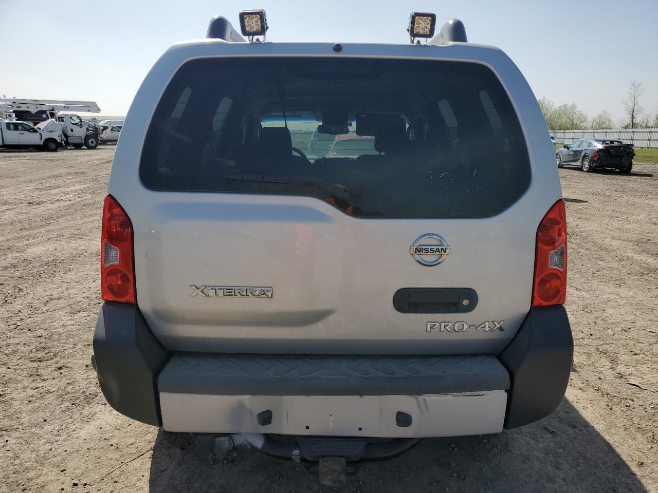 2011 Nissan XTerra - Image 6