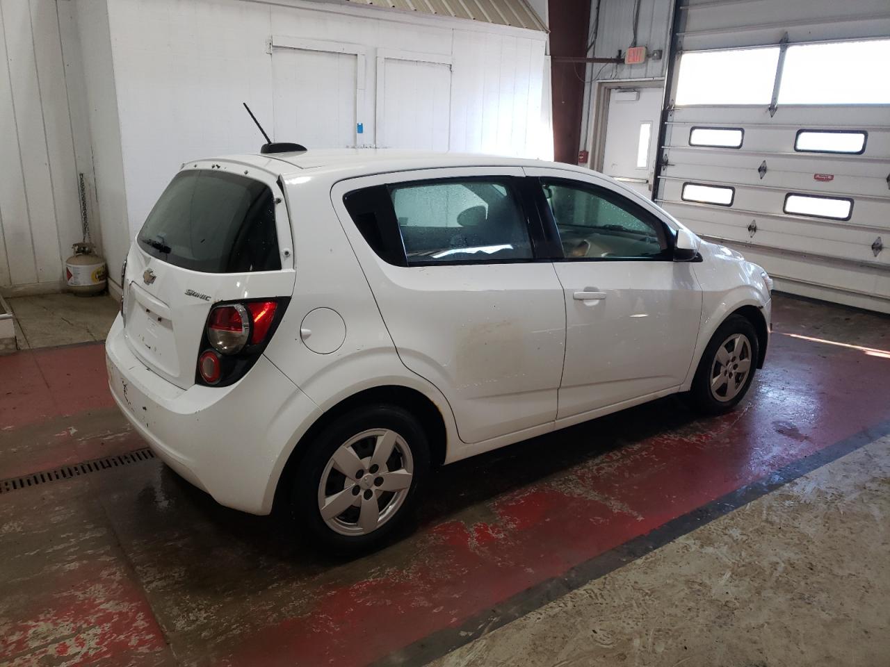 2015 Chevrolet Sonic - Image 3