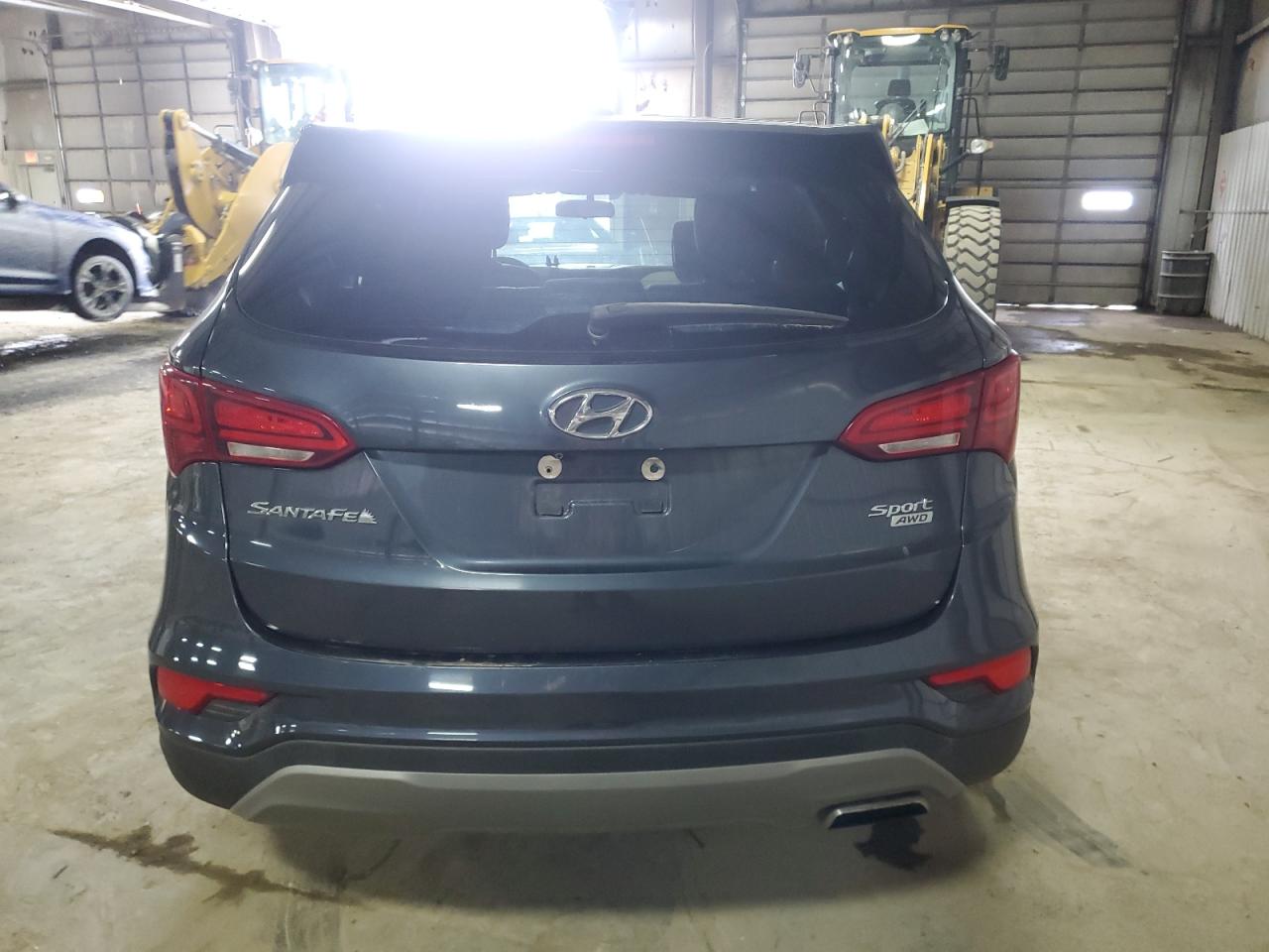 2017 Hyundai Santa Fe - Image 6