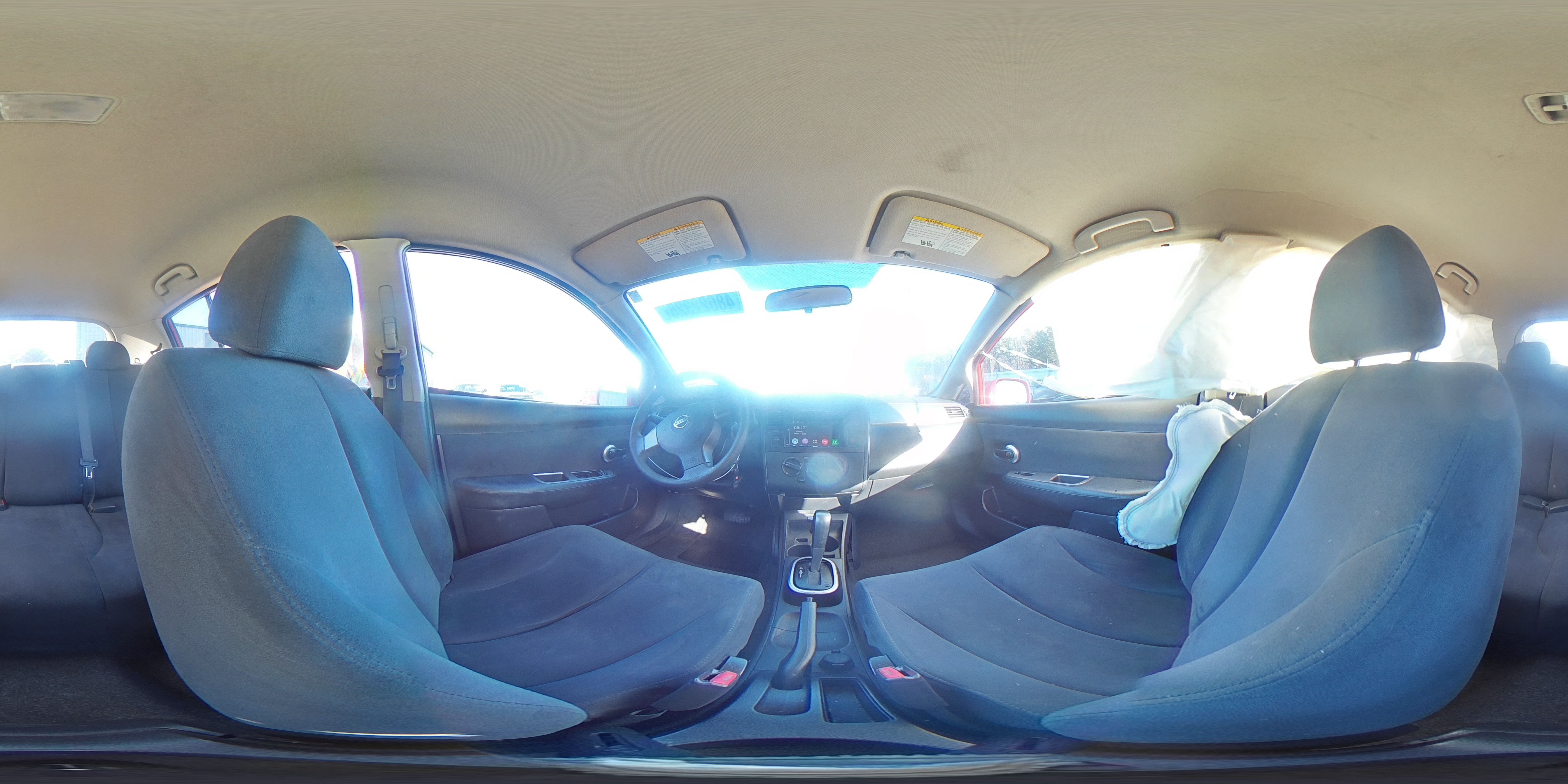 2008 Nissan Versa - Image 13