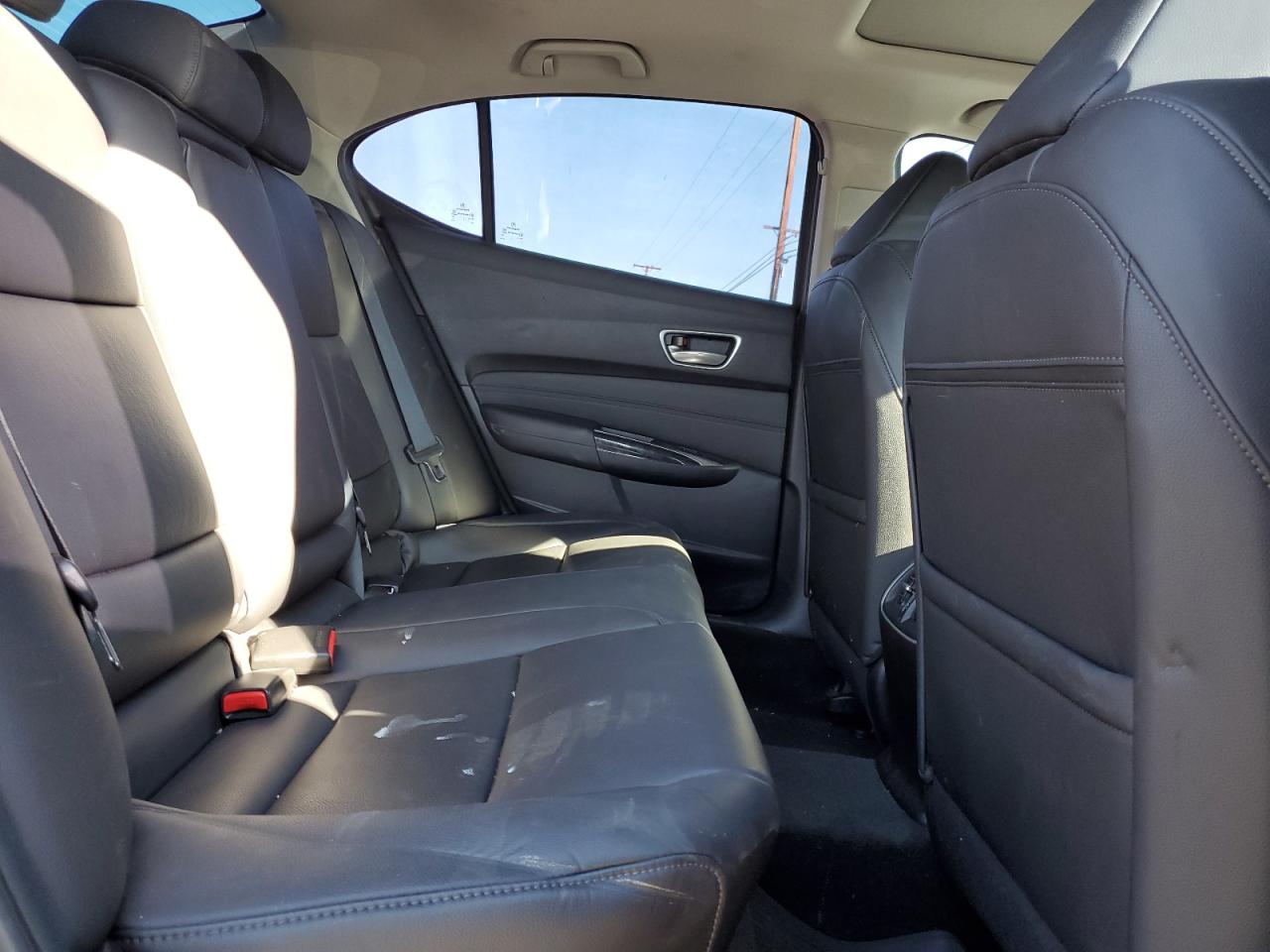 2018 Acura TLX - Image 10