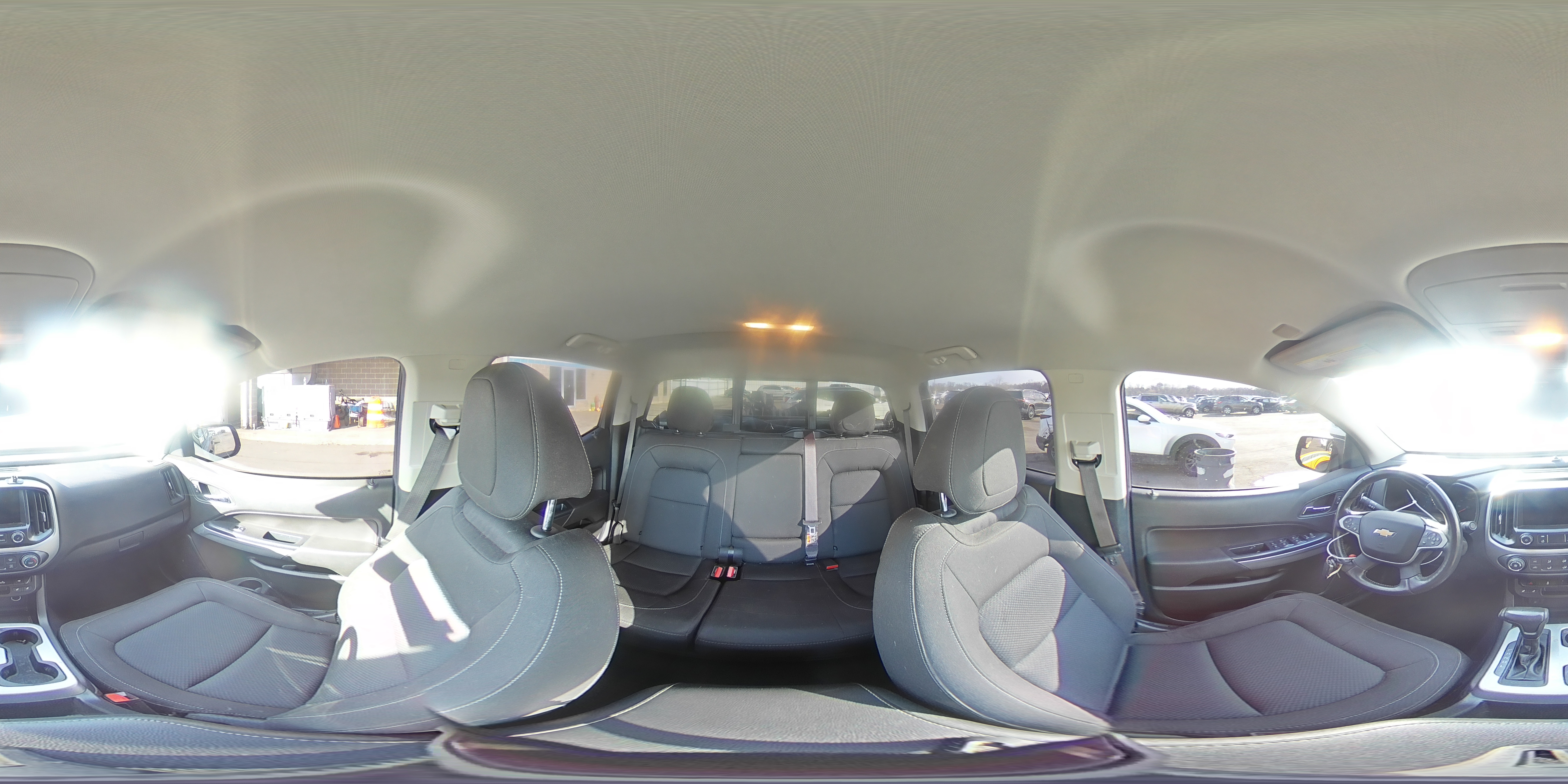 2021 Chevrolet Colorado - Image 15