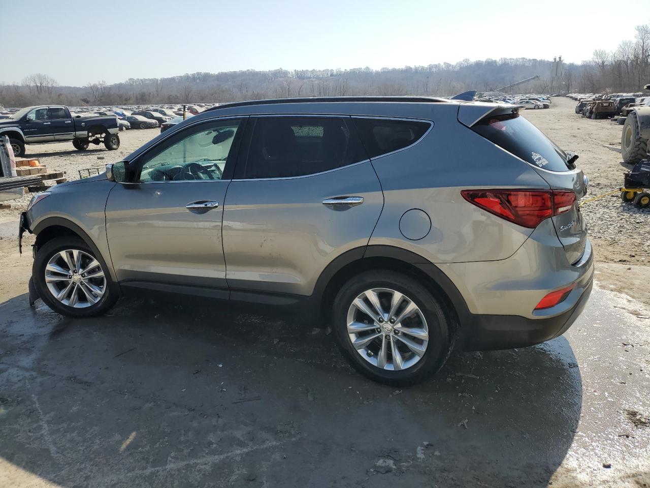 2018 Hyundai Santa Fe - Image 2