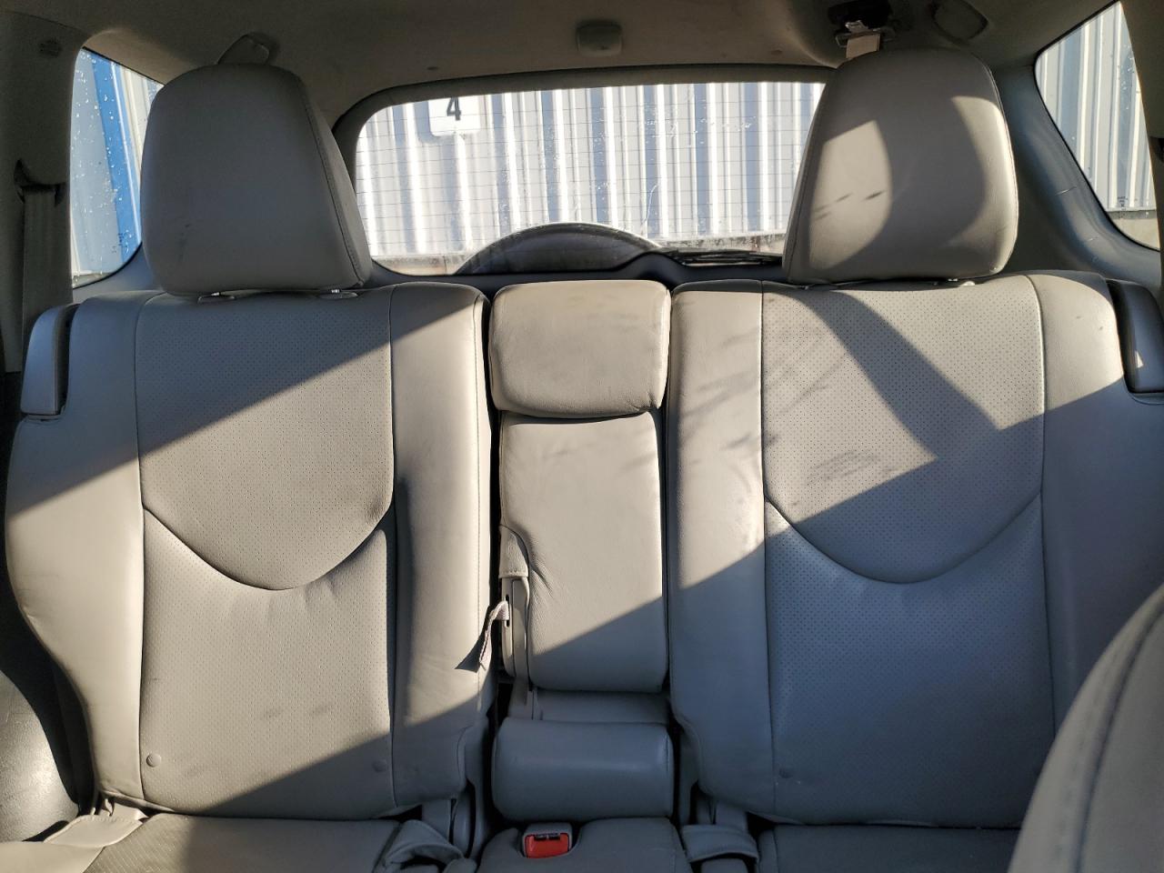 2011 Toyota RAV 4 - Image 10