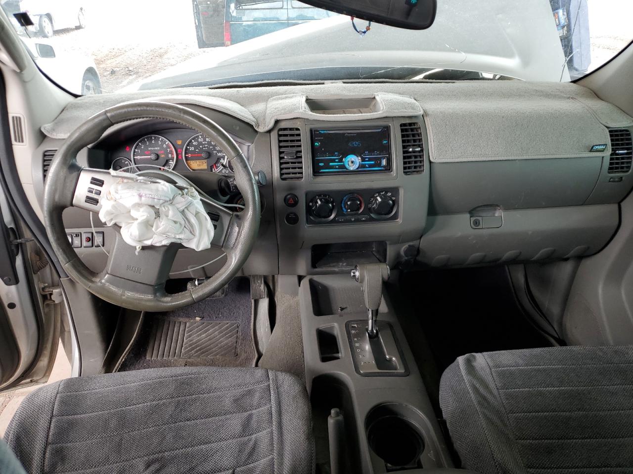 2006 Nissan Navara (Frontier) - Image 8