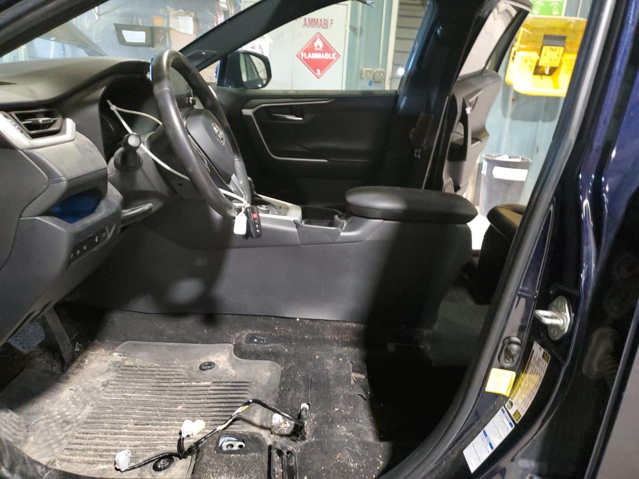 2020 Toyota RAV 4 - Image 7