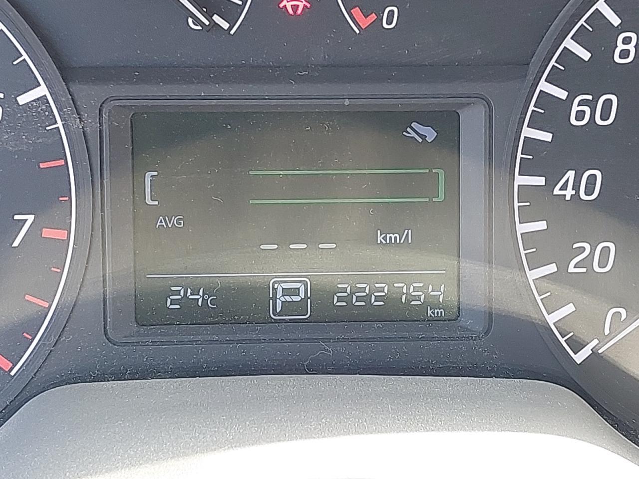 MNTBC2C93G6009006 - 2016 Nissan TIIDA - #48086125