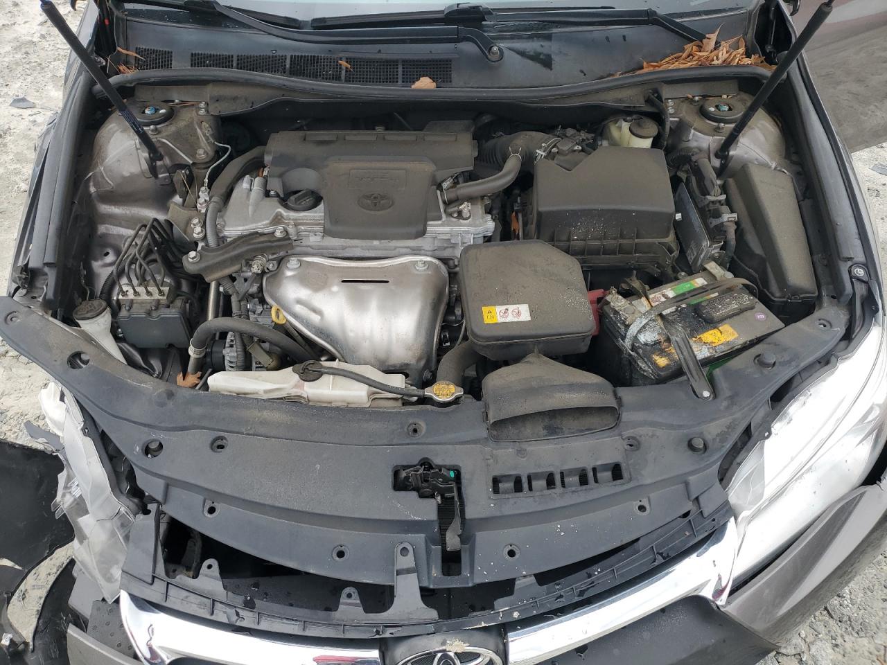 2015 Toyota Camry - Image 11