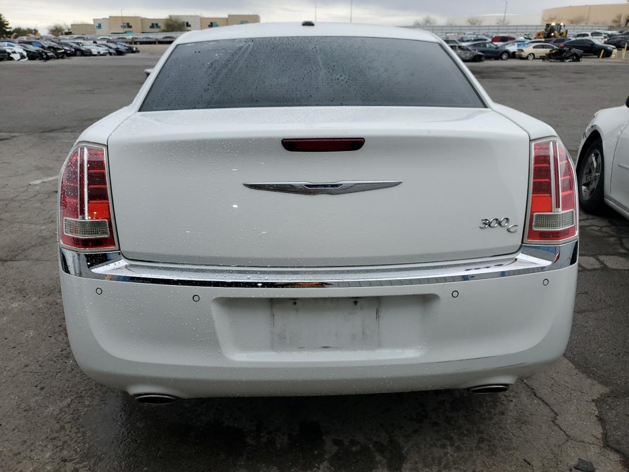 2014 Chrysler 300 - Image 6