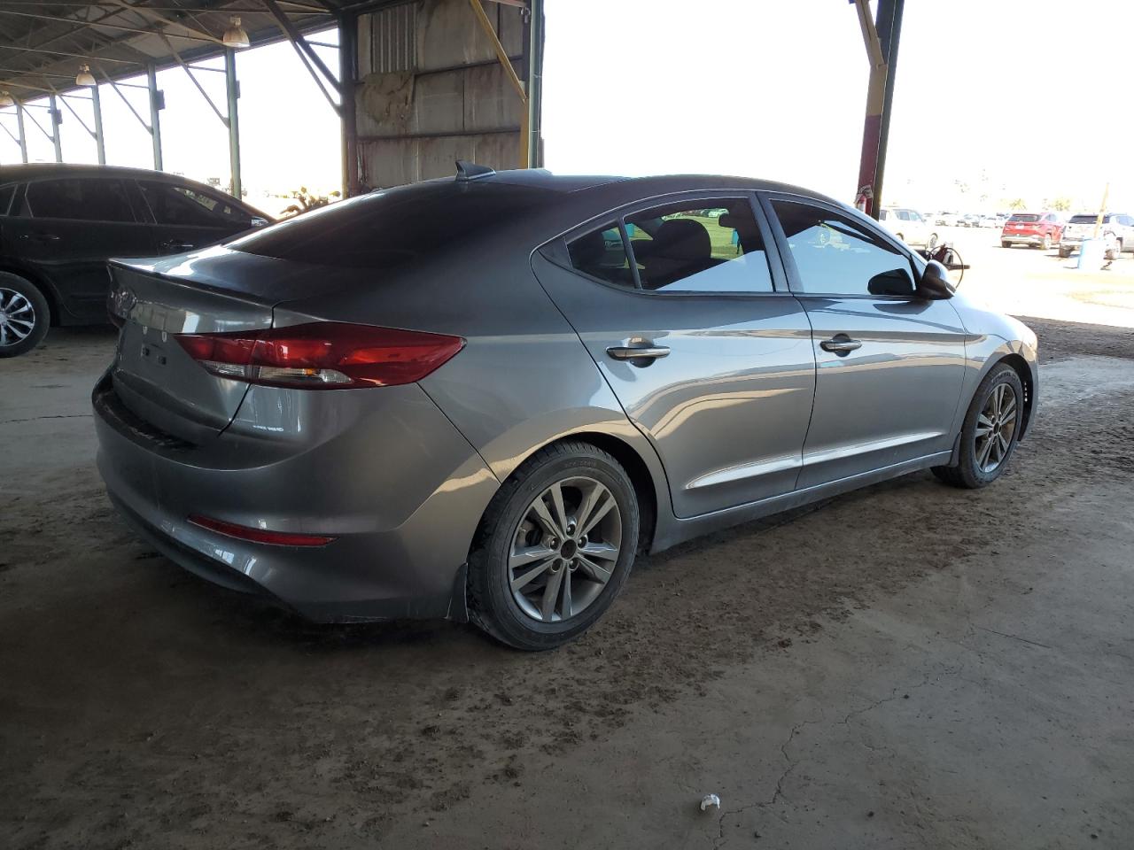2018 Hyundai Elantra - Image 3