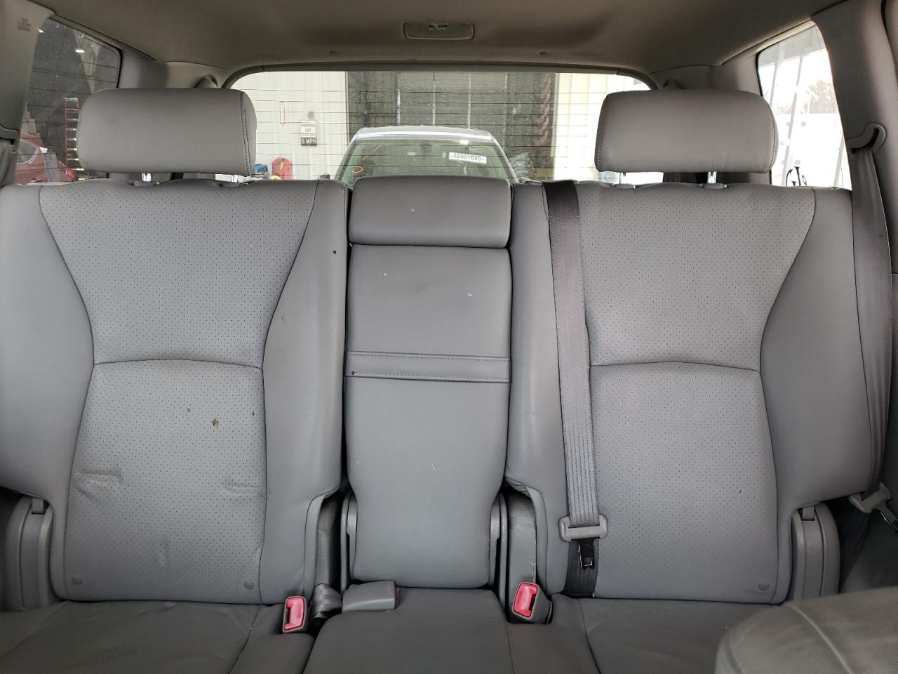 2006 Toyota Highlander - Image 10