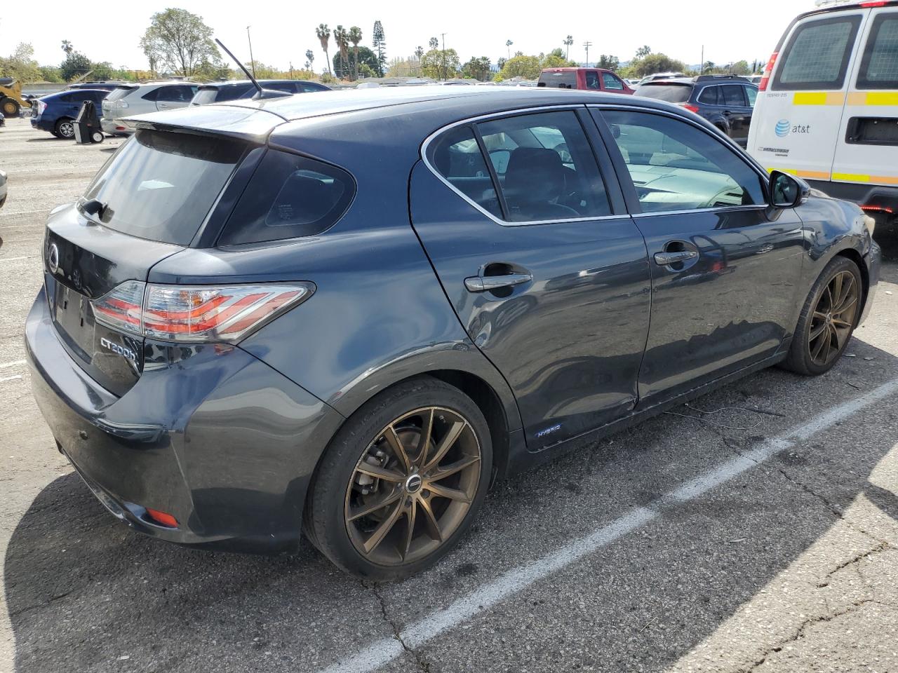2011 Lexus CT - Image 3