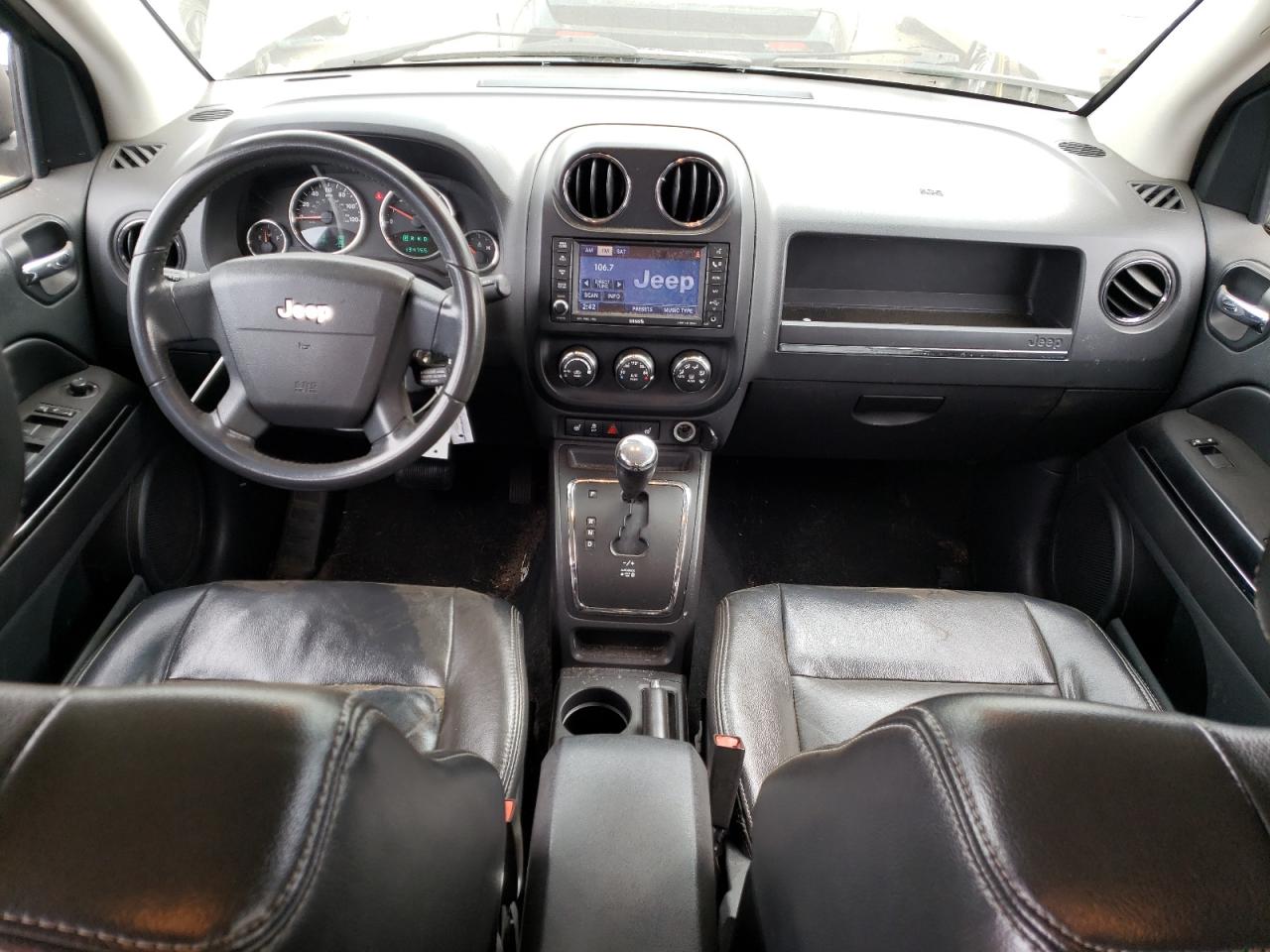 2010 Jeep Compass - Image 8