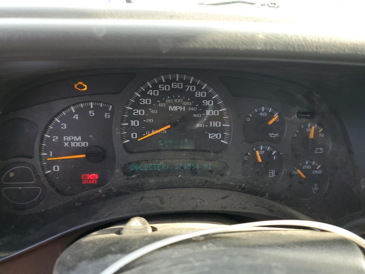 2004 Chevrolet Silverado - Image 9