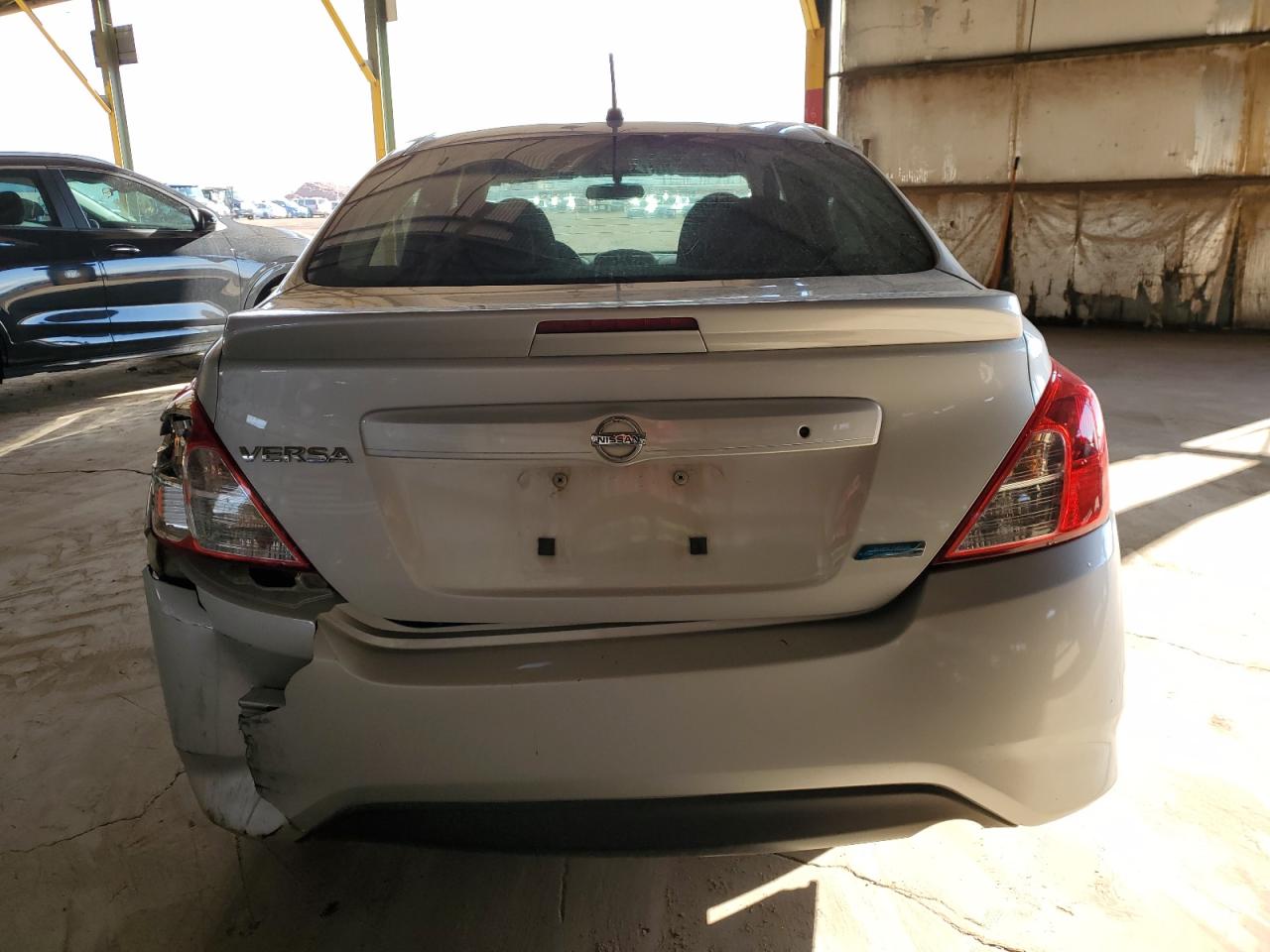 2015 Nissan Versa - Image 6