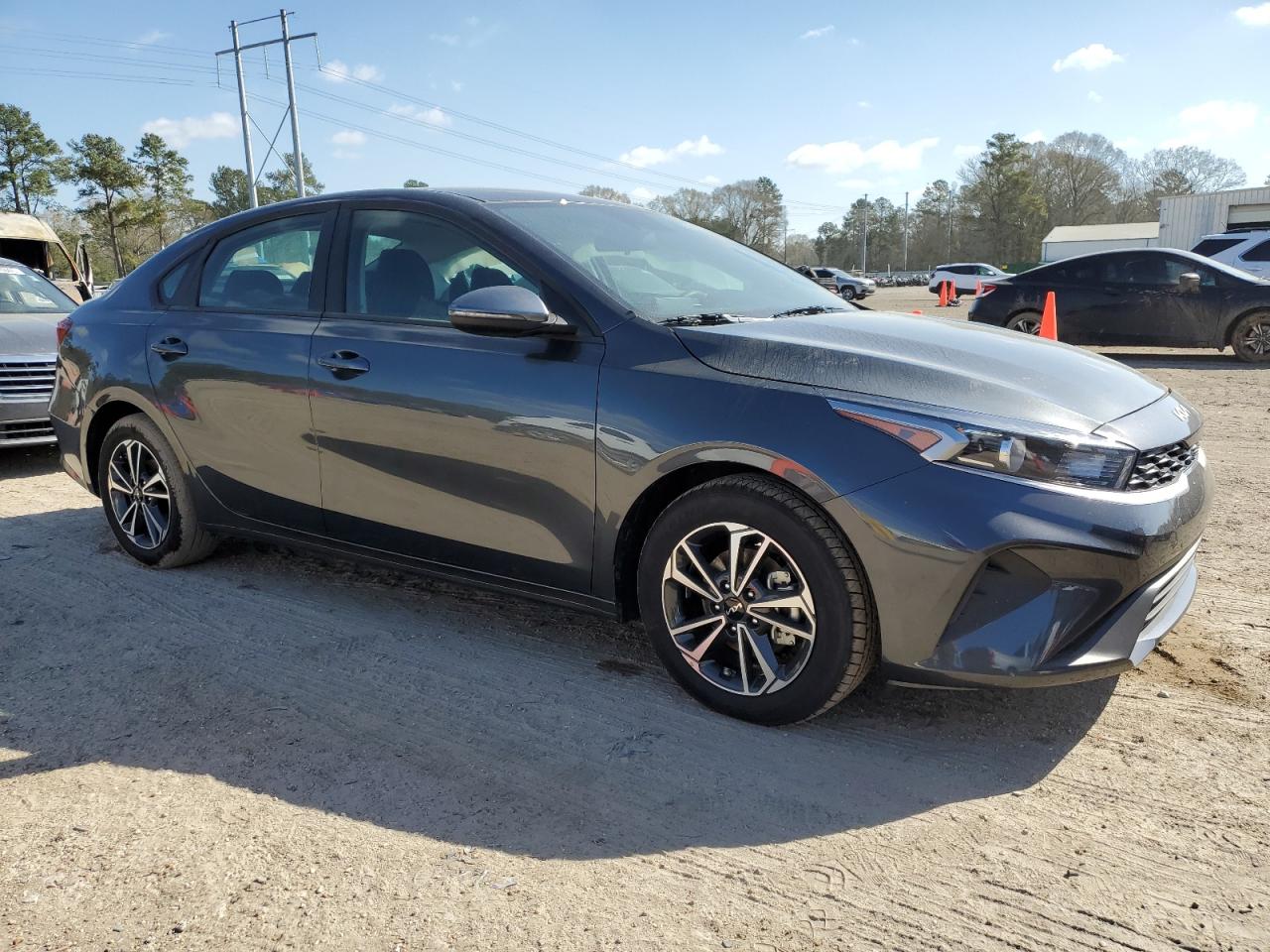 2024 Kia Forte - Image 4