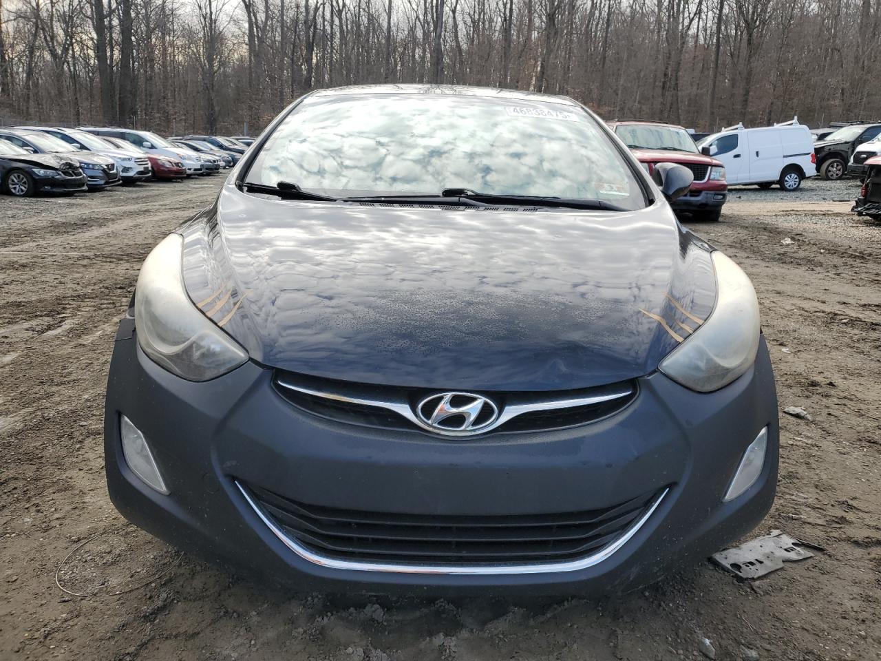 2013 Hyundai Elantra - Image 5