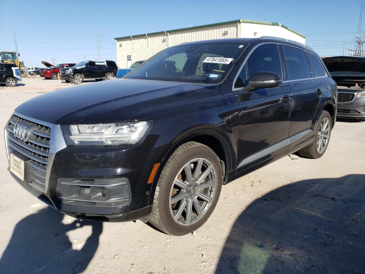 2019 Audi Q7 - Image 1