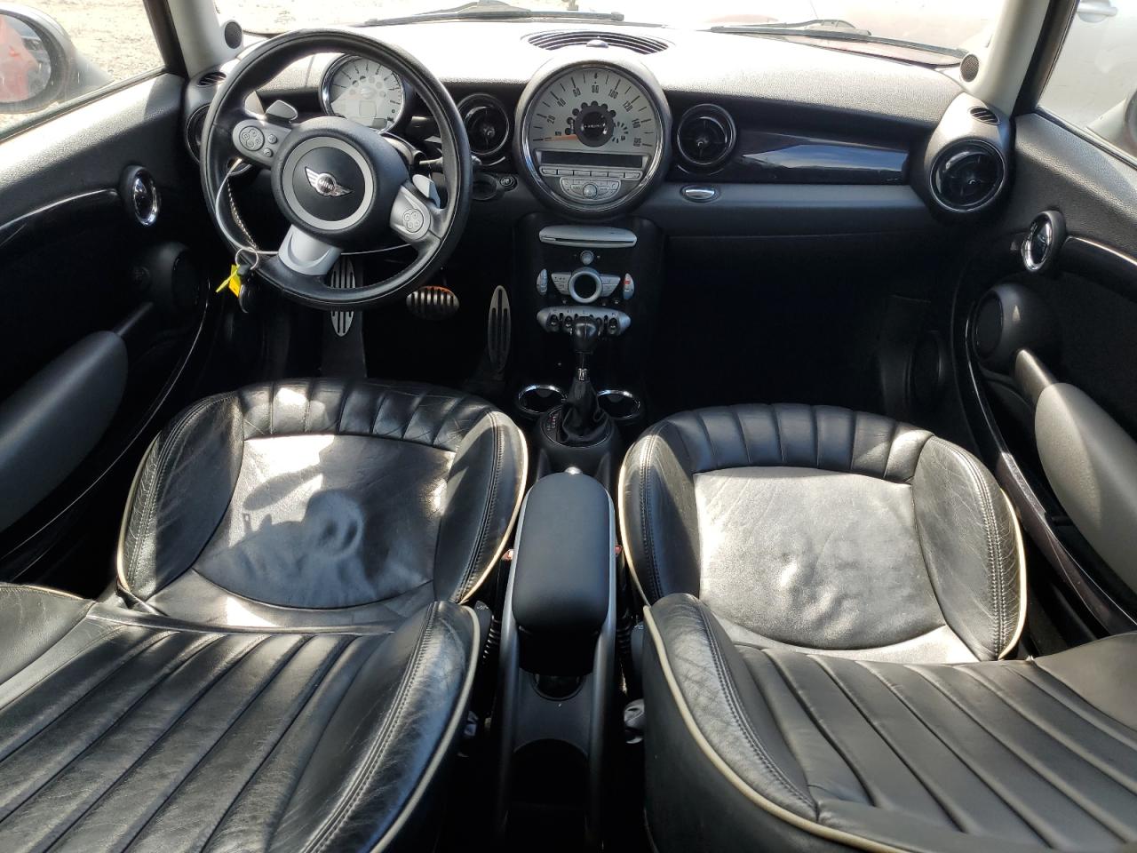 2009 MINI Cooper - Image 8