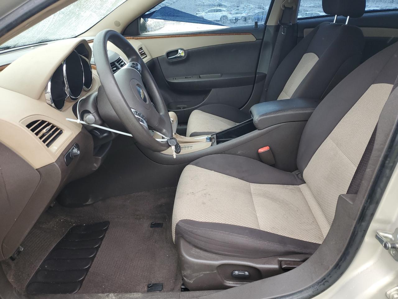 2009 Chevrolet Malibu - Image 7