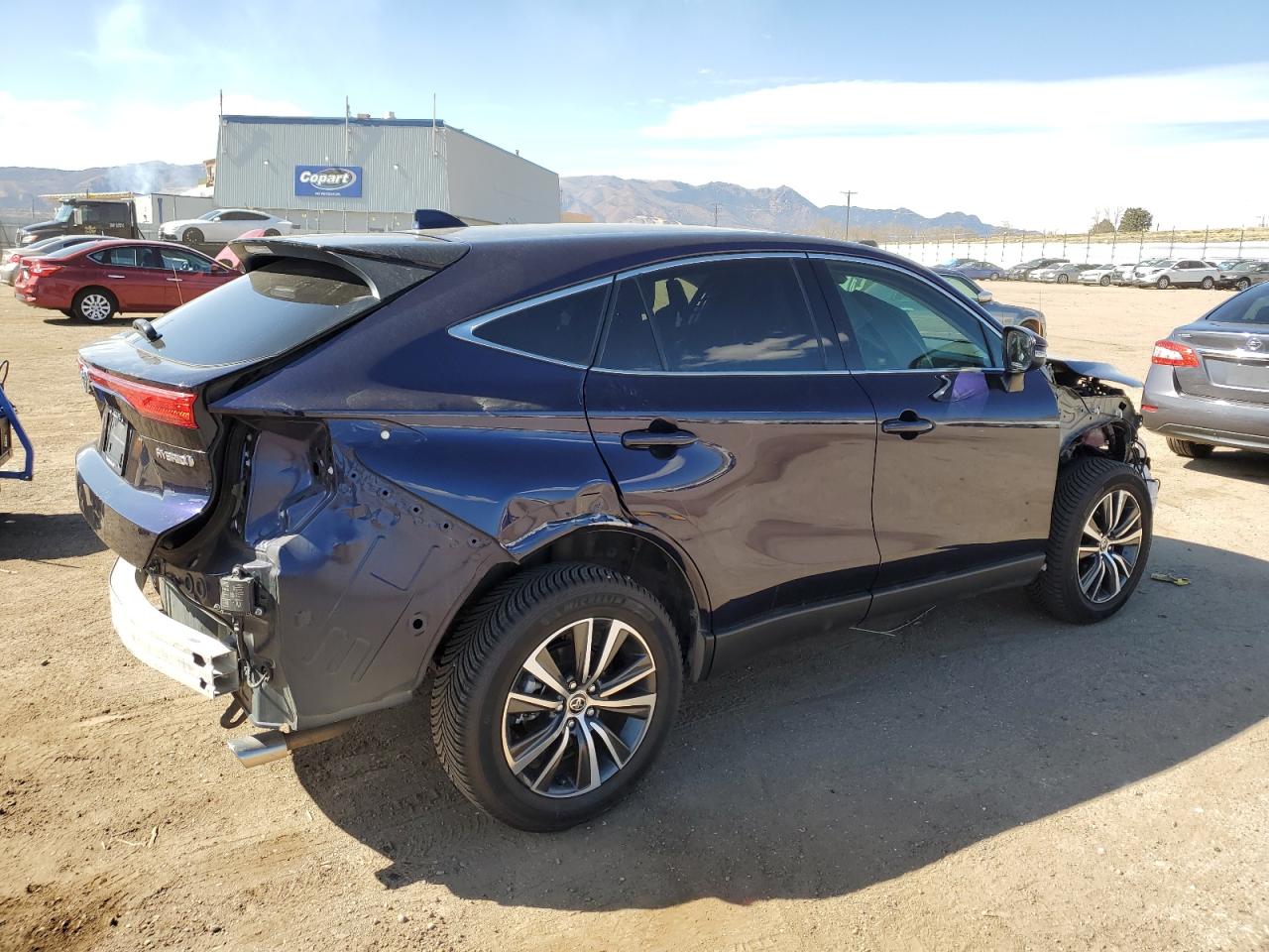2021 Toyota Venza - Image 3