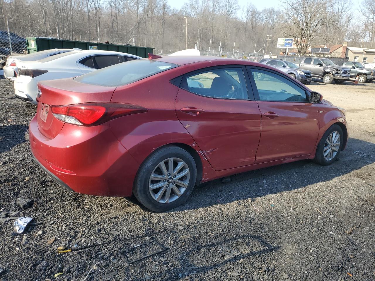 2016 Hyundai Elantra - Image 3