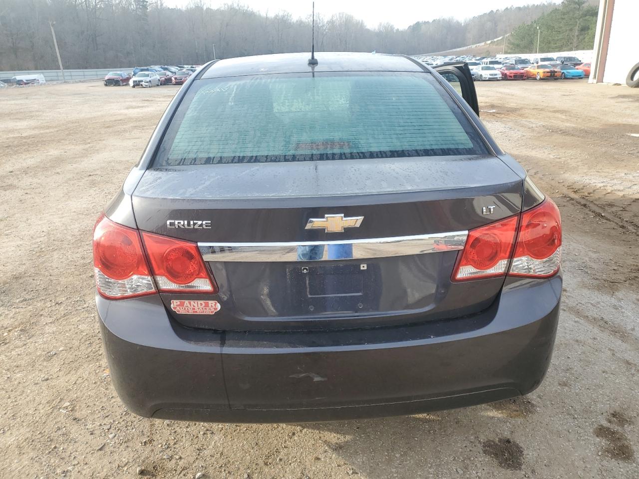 2014 Chevrolet Cruze - Image 6