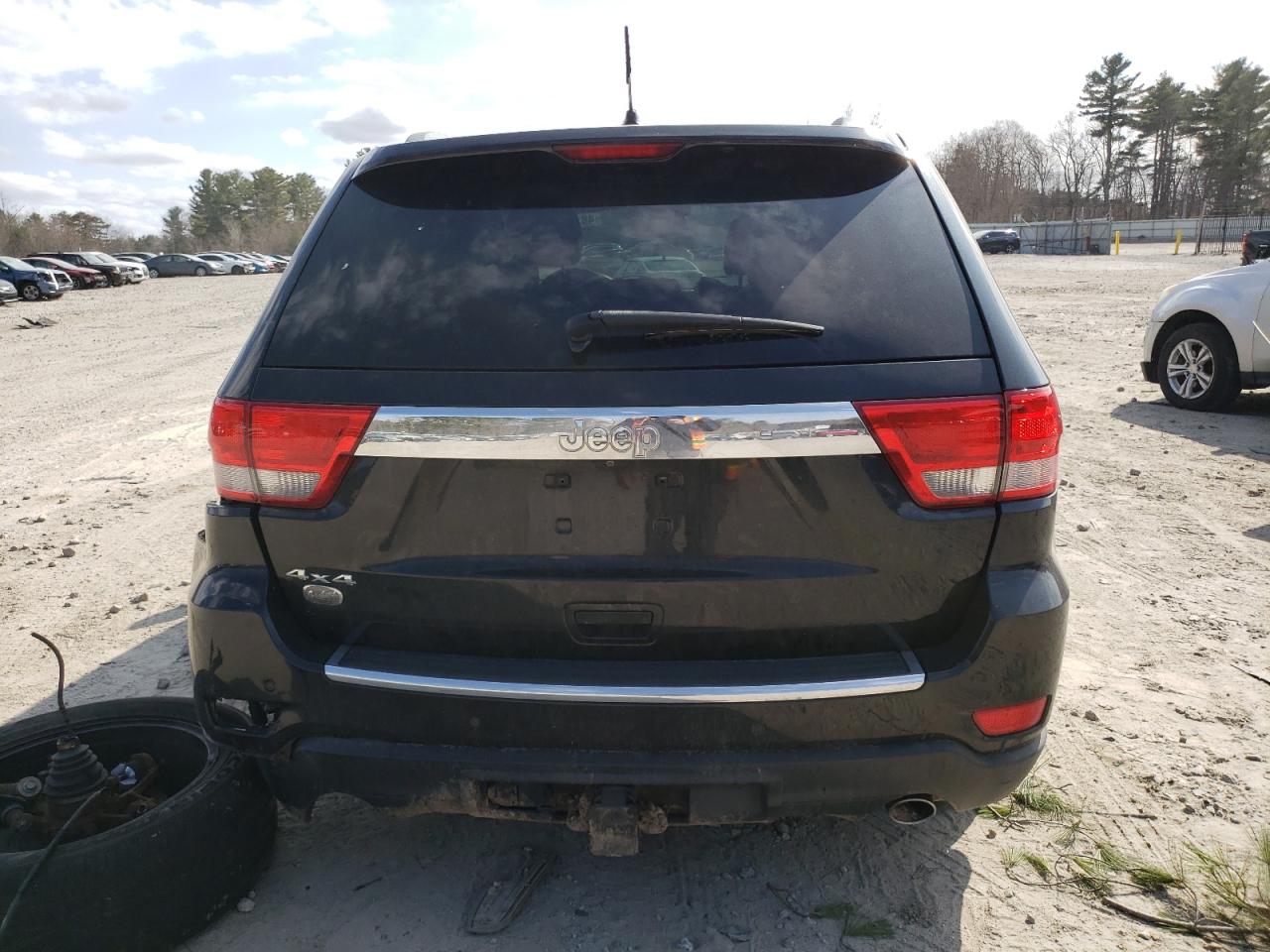 2011 Jeep Grand Cherokee - Image 6
