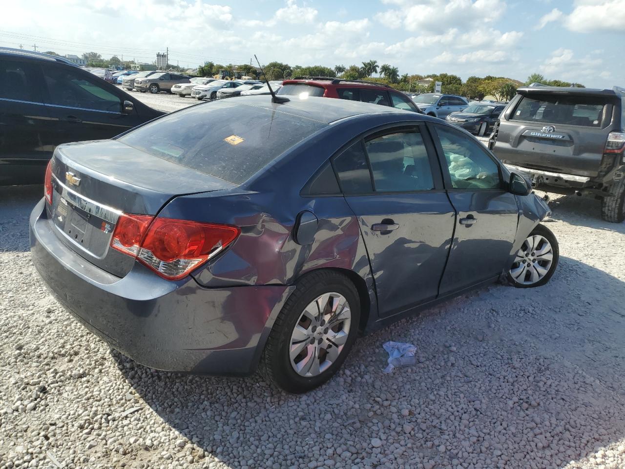 2014 Chevrolet Cruze - Image 3