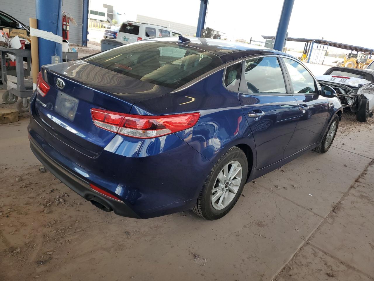 2018 Kia Optima - Image 3
