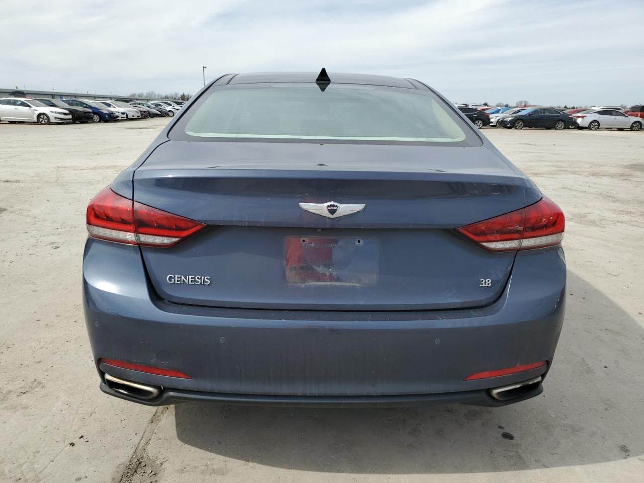 2015 Hyundai Genesis - Image 6