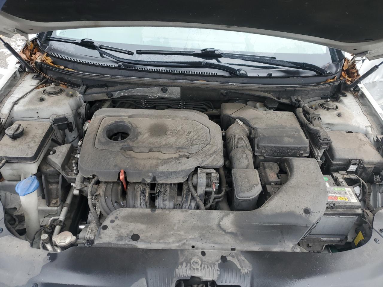 2015 Hyundai Sonata - Image 11