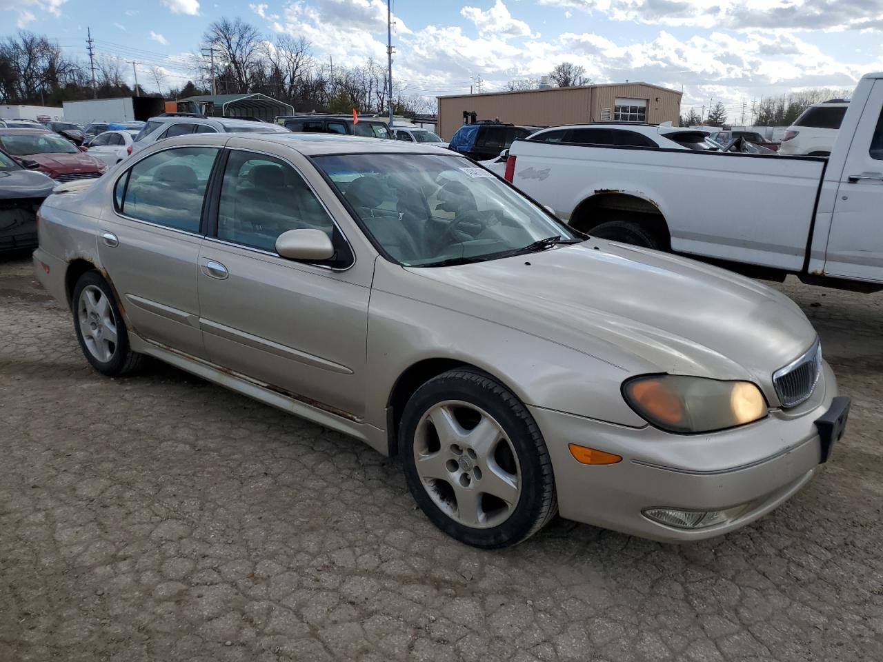 2000 Infiniti I - Image 4
