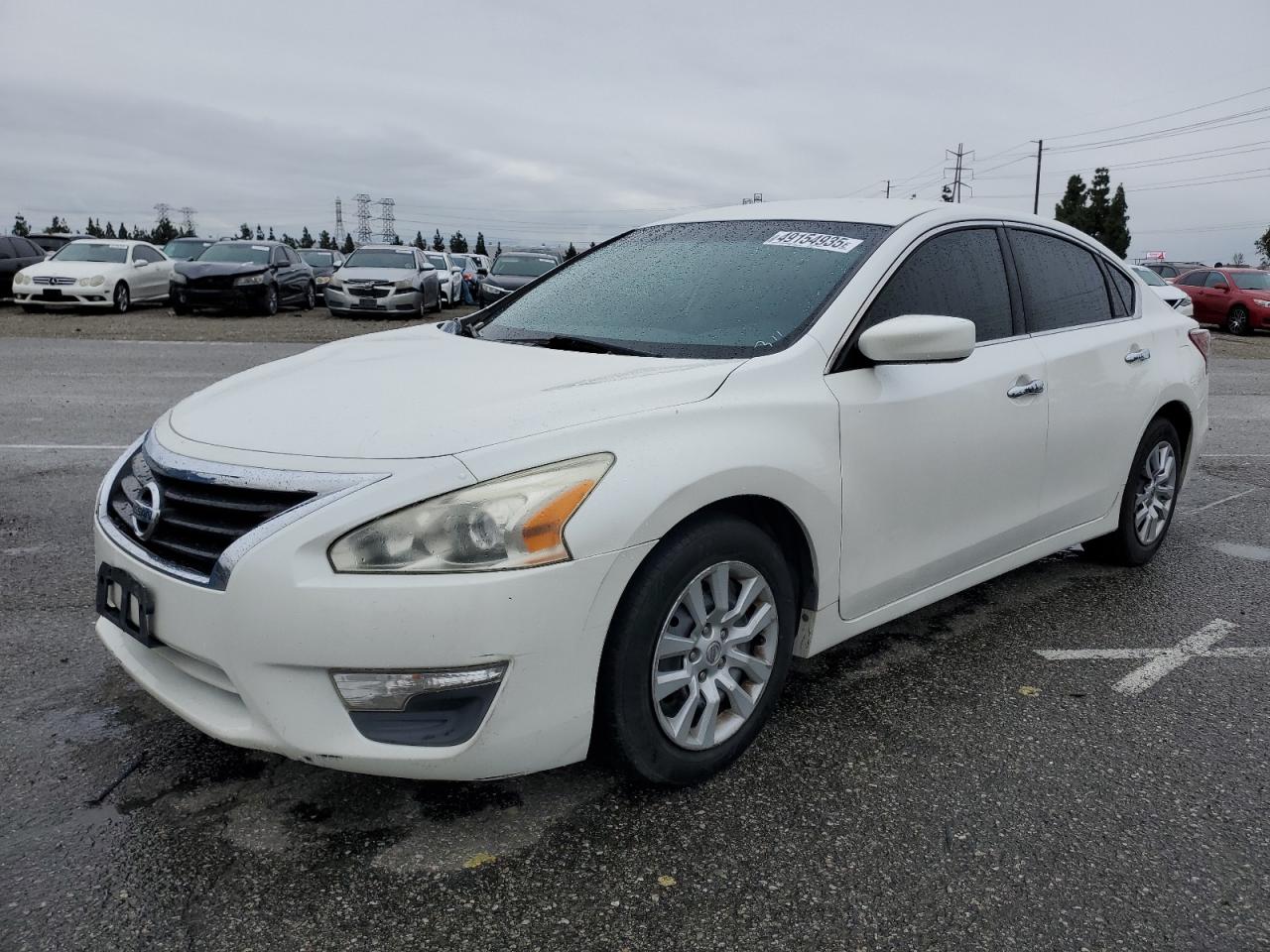 2013 Nissan Altima 2.5 for Sale in Rancho Cucamonga, CA - Minor Dent/Scratches