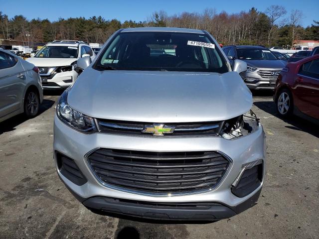 Паркетники CHEVROLET TRAX 2017 Серебристый